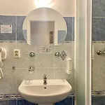 Klarinn Castle Ξενοδοχείο 4*