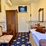 Klarinn Castle Ξενοδοχείο 4*