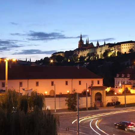 Klarinn Castle 4* Πράγα