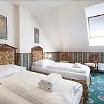 Klarinn Castle 4*