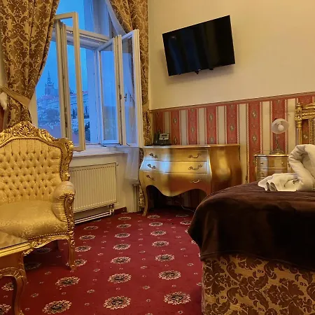Klarinn Castle 4*