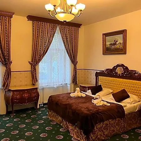 Klarinn Castle 4*