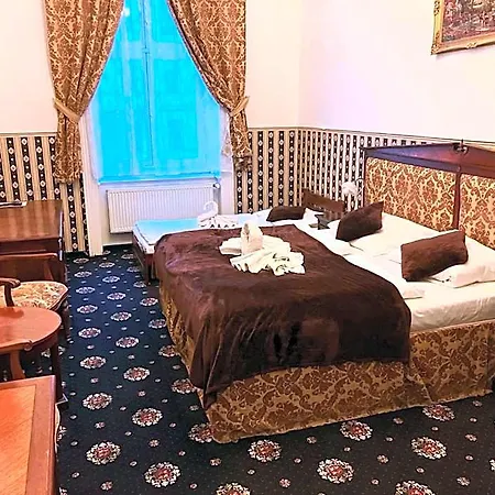 فندق Klarinn Castle