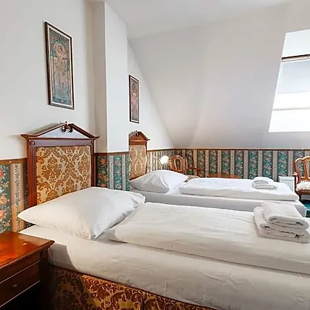 Klarinn Castle Hotel 4*