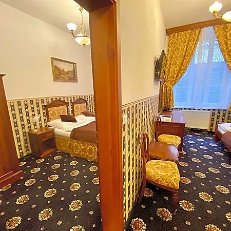 Hotel Klarinn Castle