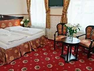 Klarinn Castle 4* براغ