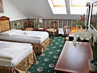 Klarinn Castle براغ