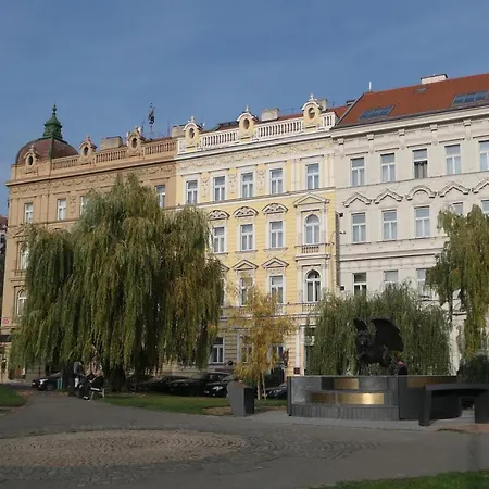 Hotel Klarinn Castle 4*