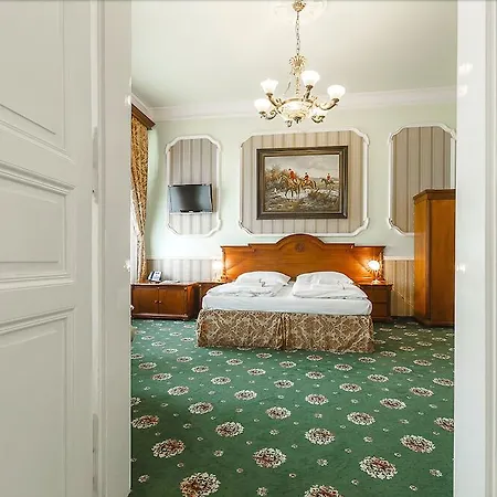 Klarinn Castle 4*