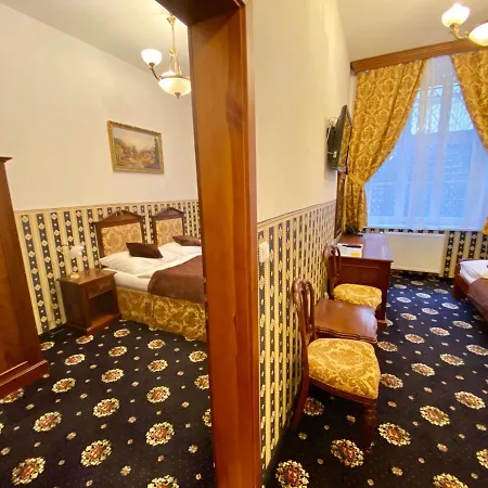 Hotel Klarinn Castle
