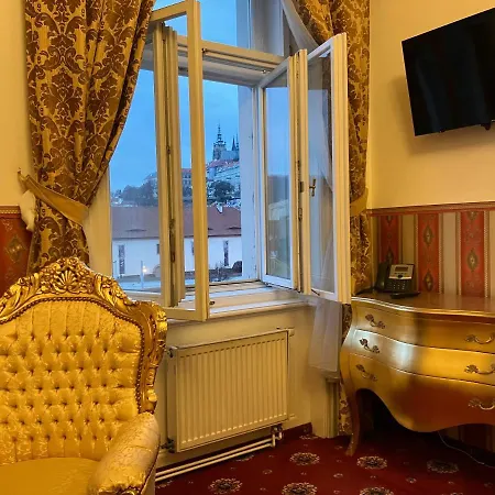 Klarinn Castle 4* Прага