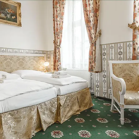 Отель Klarinn Castle Прага