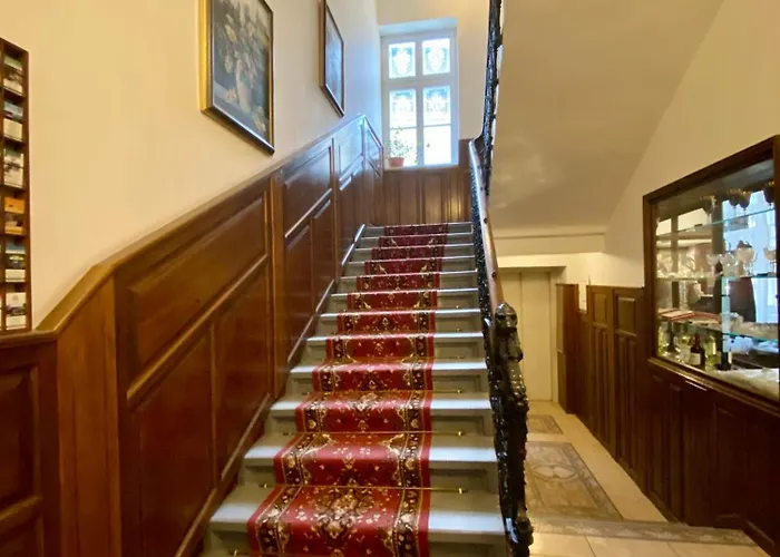 Hotell Klarinn Castle 4*